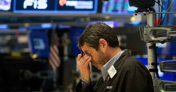 2022 'đoán toàn sai': Fed và những cú sốc đã khiến nhà đầu tư 'sấp mặt' như thế nào - Ảnh 1. 2022 'đoán toàn sai': Fed và những cú sốc đã khiến nhà đầu tư 'sấp mặt' như thế nào - Ảnh 1.