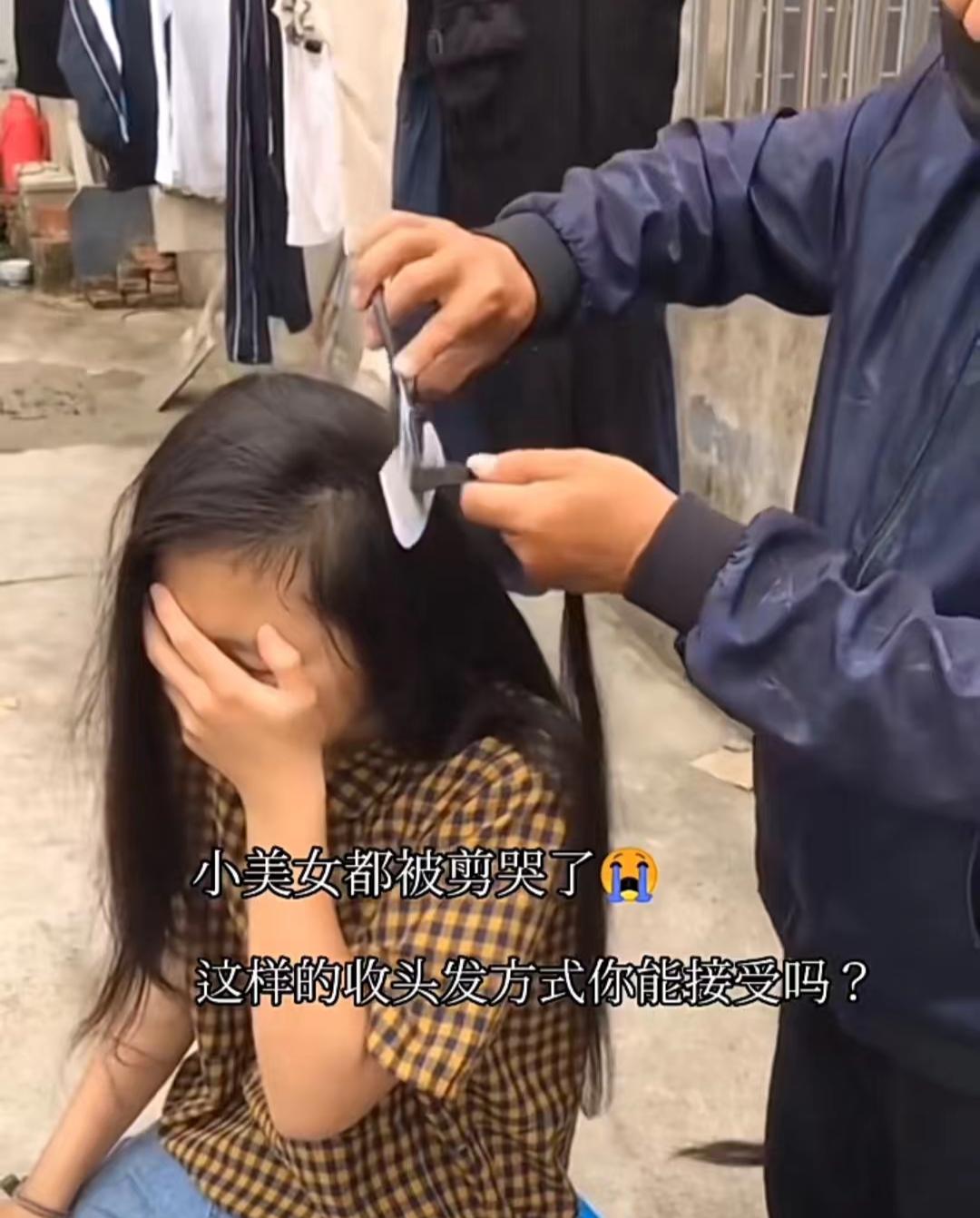 Trung Quốc có thành phố mệnh danh thủ phủ của những bộ tóc giả - nơi những cô gái nông thôn bán tóc trở thành truyền thống - Ảnh 1.
