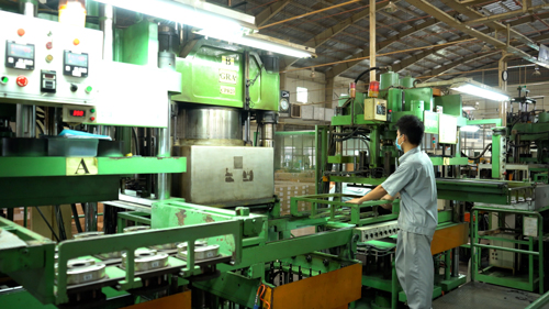 Sản xuất công nghiệp của TP HCM phục hồi mạnh - Ảnh 1.