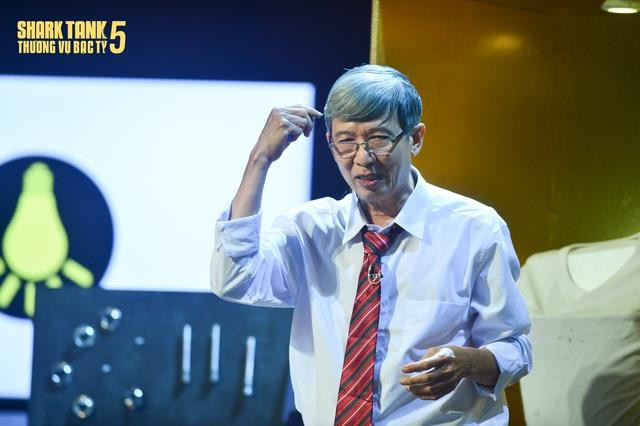 Shark Bình "chốt deal" đầu tiên hậu Shark Tank mùa 5: Gấp đôi vốn cam kết trên sóng, sẽ thương mại hóa áo giáp chống lực dao đâm, chậu cây tưới tự động,... - Ảnh 2. Shark Bình "chốt deal" đầu tiên hậu Shark Tank mùa 5: Gấp đôi vốn cam kết trên sóng, sẽ thương mại hóa áo giáp chống lực dao đâm, chậu cây tưới tự động,... - Ảnh 2.