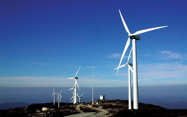 Đề xuất dừng cấp chủ trương đầu tư dự án điện gió, điện mặt trời chưa triển khai - Ảnh 1.