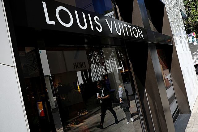 Louis Vuitton sẽ tăng giá sản phẩm trên toàn cầu từ ngày 16/2 - Ảnh 1.