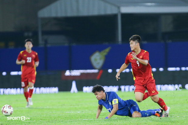 NÓNG: 24 ca dương tính, U23 Việt Nam có nguy cơ bị xử thua 0-3 trận bán kết với Đông Timor? - Ảnh 1.