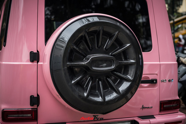 Đã chơi trội với Mercedes-AMG G 63 độ Hofele, đại gia Hà Nội còn tạo cá tính cho xe với màu hồng có một không hai - Ảnh 15.