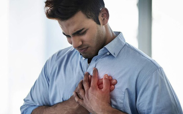 Cô gái 27 tuổi phát hiện ung thư phổi ác tính: Không hút thuốc, không uống rượu, cứ ngỡ mình sống lành mạnh nhưng cuối cùng phải cắt bỏ cả thùy phổi - Ảnh 2. Cô gái 27 tuổi phát hiện ung thư phổi ác tính: Không hút thuốc, không uống rượu, cứ ngỡ mình sống lành mạnh nhưng cuối cùng phải cắt bỏ cả thùy phổi - Ảnh 2.