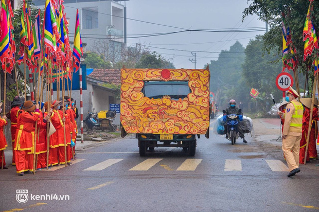 Ảnh: Độc đáo những chú trâu hoá hổ trong lễ Tịch điền năm Nhâm Dần 2022 - Ảnh 15.