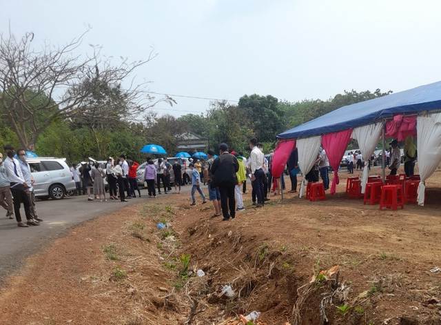  Chiêu trò tạo “sóng” của môi giới, nhà đầu tư ngậm “trái đắng”  - Ảnh 1.