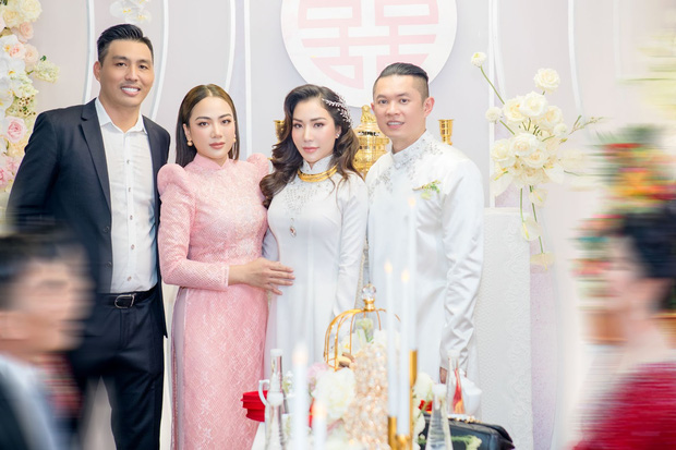     Groom's family in 100 gold tree engagement ceremony: The man who used to go to Shark Tank to ask for capital, was forbidden to be loved by his wife's family because of his naughty appearance - Photo 4.