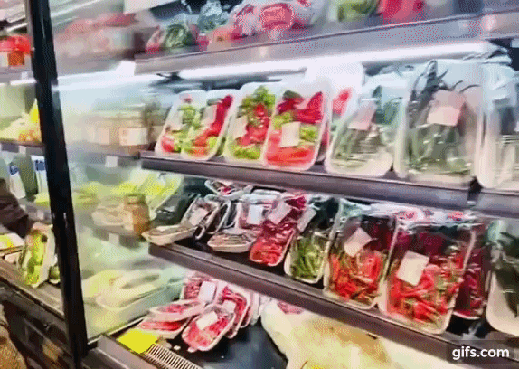 Người phụ nữ kể chuyện đi chợ người Việt ở Canada gây choáng: Mớ rau muống 20 cọng giá hơn 100.000 đồng, thèm ăn rau chuẩn quê hương thì chỉ có nước bán nhà! - Ảnh 4. Người phụ nữ kể chuyện đi chợ người Việt ở Canada gây choáng: Mớ rau muống 20 cọng giá hơn 100.000 đồng, thèm ăn rau chuẩn quê hương thì chỉ có nước bán nhà! - Ảnh 4.