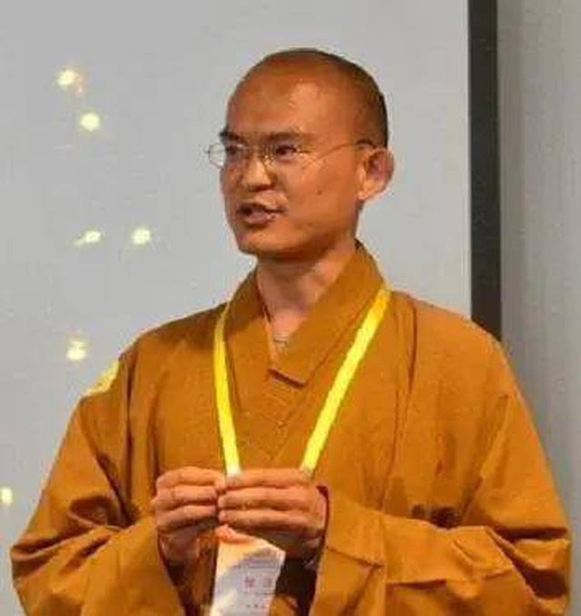  Being the genius doctor expected by the whole country, the male student suddenly asked to become a monk: More than 10 years later, his life changed so dramatically - Photo 3.