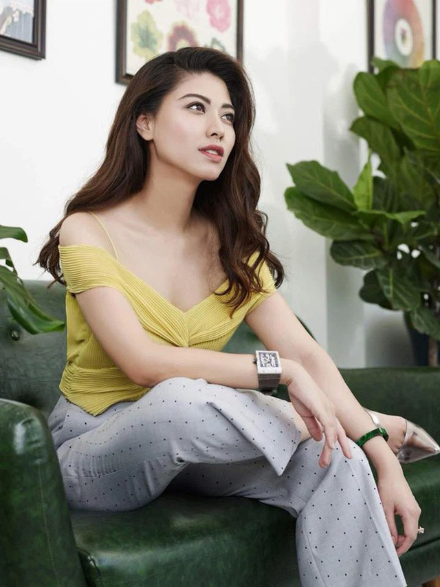 BTV Dương Ngọc Trinh - tay chơi đồng hồ hiệu nức tiếng: Kiếm tiền của người giàu rất khó, họ chỉ chi cho những thú vui... có lãi! - Ảnh 5. BTV Dương Ngọc Trinh - tay chơi đồng hồ hiệu nức tiếng: Kiếm tiền của người giàu rất khó, họ chỉ chi cho những thú vui... có lãi! - Ảnh 5.