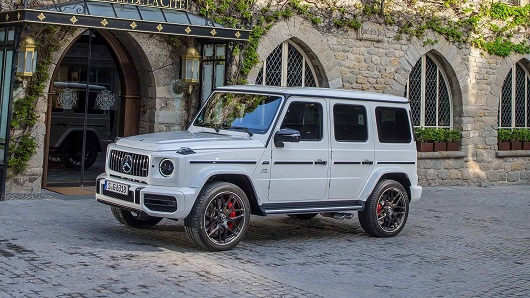 What does the Mercedes-AMG G63 have that all ladies and giants are passionate about?  - Photo 2.