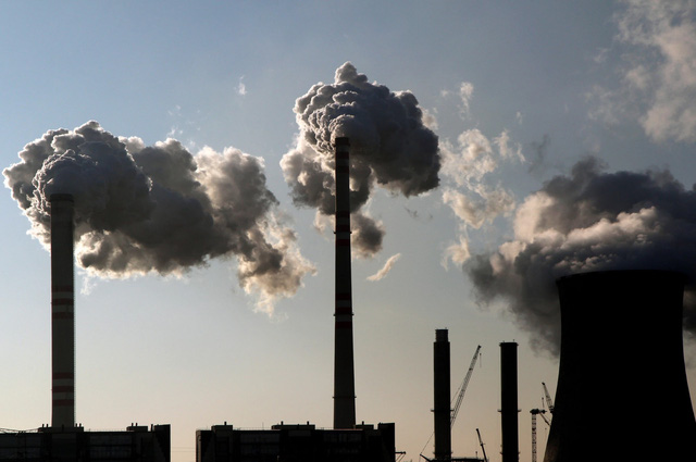 Lượng khí thải CO2 từ nhiên liệu hóa thạch tăng cao kỷ lục, bất chấp các lệnh phong tỏa do Covid-19 - Ảnh 1.