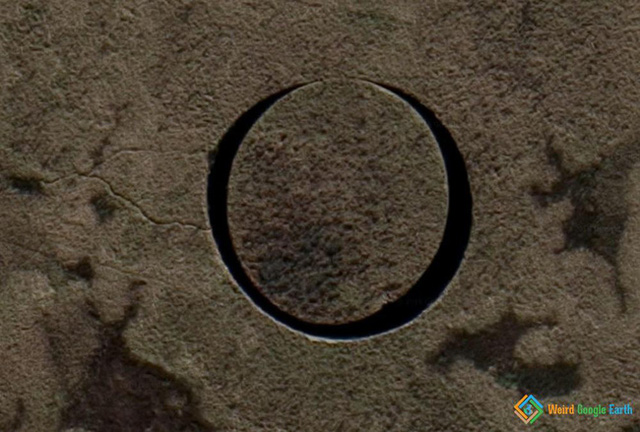  Bí ẩn hòn đảo mang tên Con mắt tự di chuyển không ngừng trong lòng đất nước Argentina, là hiện tượng kỳ bí bậc nhất thế giới  - Ảnh 4.