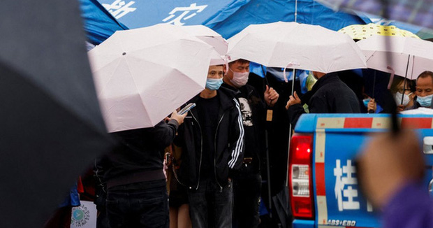   No miracle: China officially announced that all 132 people on the flight that fell into the mountain were killed - Photo 4.