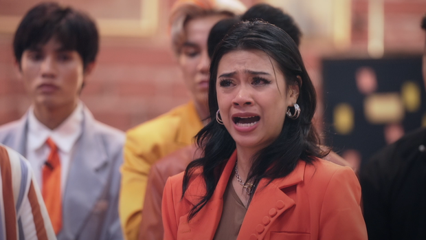   KOC VIETNAM 2022 released a dramatic trailer: Ky Duyen discovered cheating, Chau Bui looked at the contestant and burst into tears!  - Photo 1.
