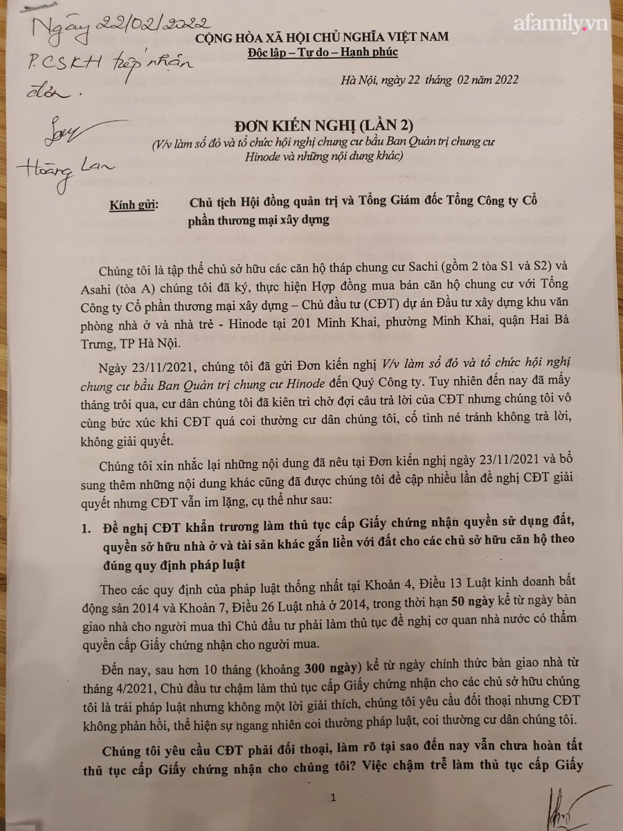 Hà Nội: Cư dân chung cư Hinode Minh Khai căng băng rôn phản đối chủ đầu tư quảng cáo sai sự thật, chậm trễ làm thủ tục cấp sổ hồng - Ảnh 2.
