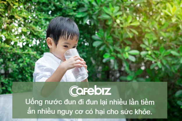 Sau một thời gian chủ quan dùng ấm siêu tốc sai cách như thế này, cho dù có nhịn ăn chỉ uống nước cũng đủ gây ung thư, nhẹ thì suy thận, yếu tim - Ảnh 4. Sau một thời gian chủ quan dùng ấm siêu tốc sai cách như thế này, cho dù có nhịn ăn chỉ uống nước cũng đủ gây ung thư, nhẹ thì suy thận, yếu tim - Ảnh 4.