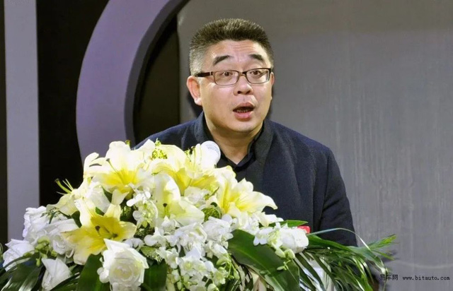 A professor of China's key university made a controversial point: If you don't hit, don't scold, don't punish, there will be no talent, using the name of love and giving in to children is a wrong way of education - Photo 1.