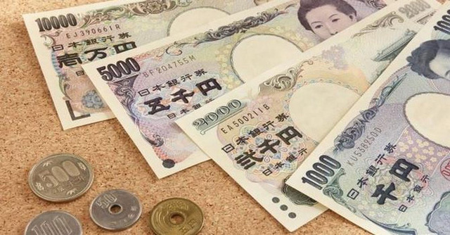 Khủng hoảng lạm phát ở Nhật khiến người dân lao đao: Quần áo mới không dám mua, nhìn hóa đơn tiền điện cũng đủ khóc ngất - Ảnh 1.