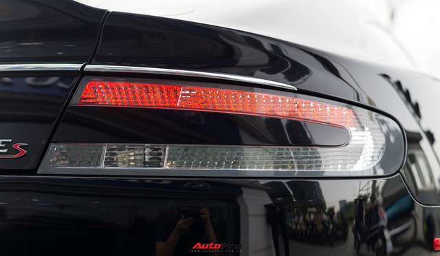 Hàng hiếm Aston Martin Rapide S được bán lại với thông tin shock: Xe mới 20 tỷ, giờ bán lại hơn 5 tỷ - Ảnh 13.