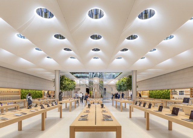  Bí ẩn đằng sau thành công của Apple Store: Doanh số trên mỗi m2 bằng hẳn 1 chiếc Mẹc, moi tiền khách hàng bằng trải nghiệm có 1-0-2  - Ảnh 6.