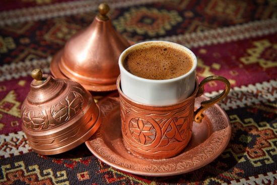 Văn hoá cà phê Ottoman có gì đặc biệt mà được tái hiện trong Hành trình trải nghiệm lối sống thức tỉnh của ông Đặng Lê Nguyên Vũ? - Ảnh 3.