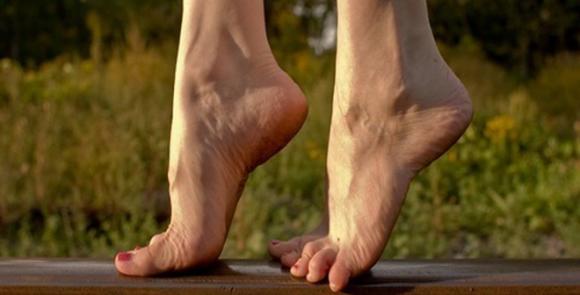 With only 15 minutes of standing on tiptoes a day, these 4 diseases will 