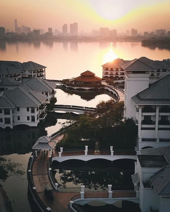 Ngắm nhìn loạt khách sạn 5-6 sao của người Hoa trên đất Việt: Toàn những công trình giá trị khủng, sang trọng bậc nhất, lọt BXH thế giới - Ảnh 16.