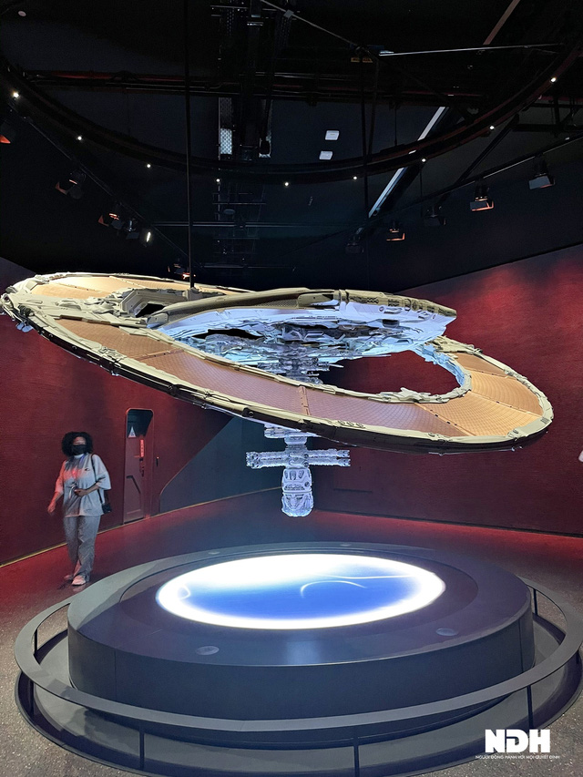 Du khách Việt kể trải nghiệm choáng ngợp trong Bảo tàng Tương lai ở Dubai - Ảnh 5.