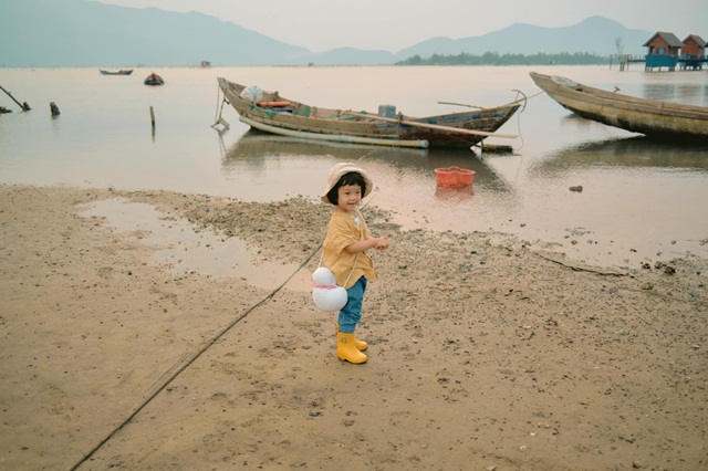 Các gia đình kể chuyện đi du lịch: Tiền vé đắt hơn không thành vấn đề, sẵn sàng chi mạnh tay để có bộ ảnh đẹp - Ảnh 4.