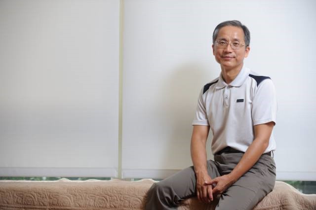 8 tuổi mắc viêm não Nhật Bản, bác sĩ dự đoán chỉ sống thêm được 3 năm, cậu bé IQ vỏn vẹn 70 này khiến cả thế giới ngỡ ngàng: Đỗ đại học, trở thành nhân tài và tràn đầy tự tin ở tuổi 62 - Ảnh 2.