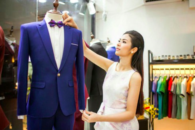 Sao Việt lấn sân kinh doanh: Ngọc Hân từ thành công với thời trang, bạo chi tiền tỷ hệ thống cầm đồ - Ảnh 1.