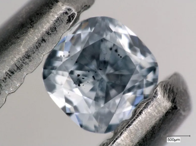 200,000 new diamonds have one blue: Why are they considered treasures of science?  - Photo 5.