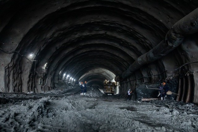 Nỗ lực thi công hầm đường bộ cao tốc Bắc Nam - Ảnh 1.