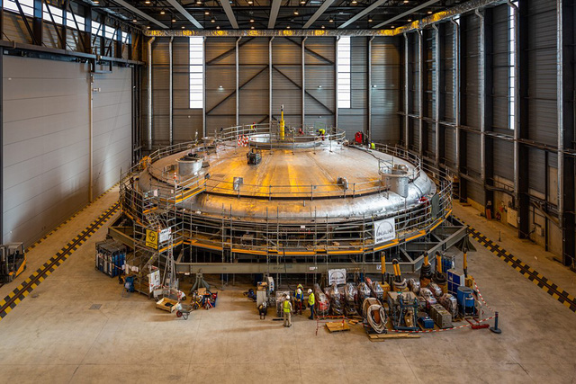  Bên trong lò phản ứng nhiệt hạch lớn nhất thế giới: Mặt trời Nhân tạo ITER sau 12 năm xây dựng  - Ảnh 1.