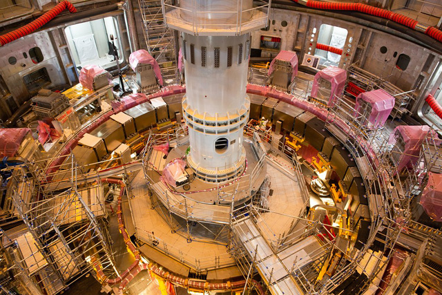   Inside the world's largest fusion reactor: The ITER Artificial Sun after 12 years of construction - Photo 7.