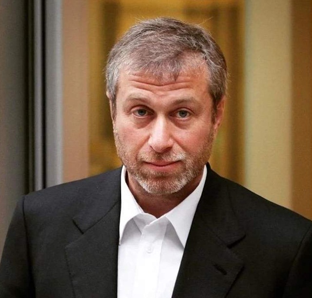 Tỷ phú Roman Abramovich đi vay 1 triệu USD - Ảnh 1.