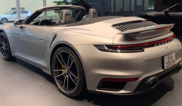 Bộ tứ Porsche 911 được ông Đặng Lê Nguyên Vũ sắm từ đầu năm: Đều là xe thế hệ mới, có chiếc độc nhất Việt Nam - Ảnh 8.