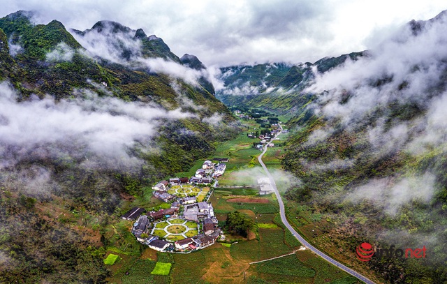  Du lịch Hà Giang chuyển mình, du khách đắm chìm trước cảnh đẹp mê hồn của vùng cao nguyên đá  - Ảnh 17.