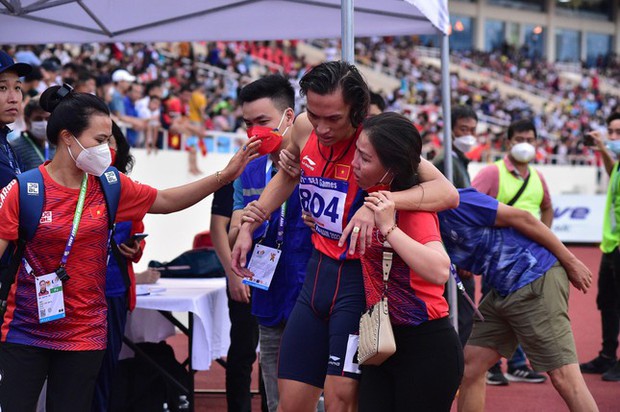   Mom, I'm sorry!, the tears of the golden boy in athletics Tran Nhat Hoang - Photo 1.