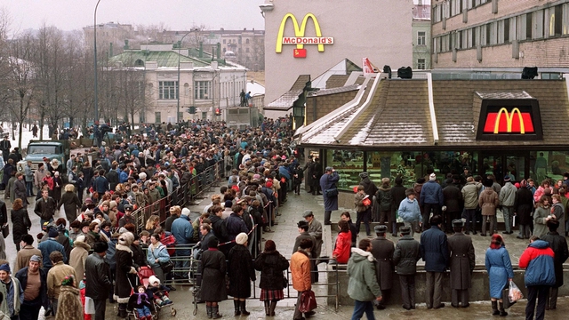 McDonalds officially leaves the Russian market - Photo 1.