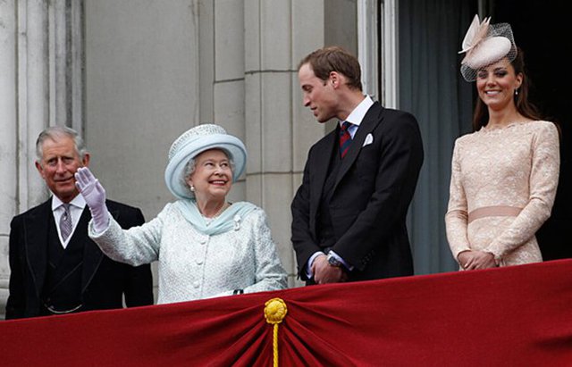 Why is the celebration of the 70th anniversary of the reign of the Queen of England called Platinum Day?  - Photo 2.