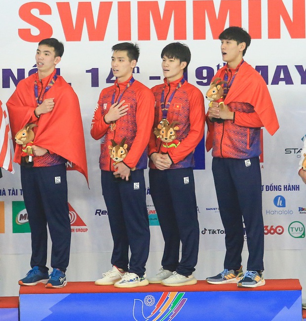 4 hot boy Việt Nam hạ đẹp Singapore, phá kỷ lục SEA Games, mang về HCV lịch sử ở nội dung 4x200 mét tự do - Ảnh 5.