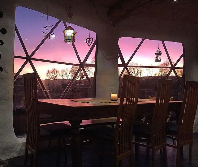 The family of 6 built a greenhouse worth more than 8 billion VND in the Arctic Circle, choosing a self-sufficient life, close to nature - Photo 14. The family of 6 built a greenhouse worth more than 8 billion VND in the Arctic Circle, choosing a self-sufficient life, close to nature - Photo 14.
