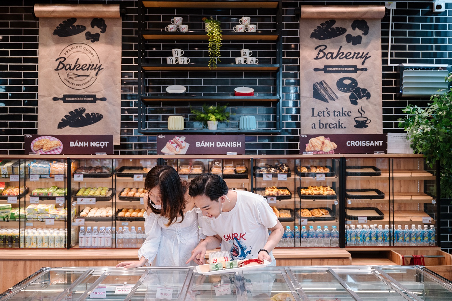 Đại gia bán lẻ AEON hoàn thiện mảnh ghép còn thiếu tại Việt Nam: Dịch chuyển vào nội đô, tiếp cận khu đông dân bằng mô hình trung tâm bách hóa tinh gọn, quy mô 1000-5000m2 - Ảnh 2. Đại gia bán lẻ AEON hoàn thiện mảnh ghép còn thiếu tại Việt Nam: Dịch chuyển vào nội đô, tiếp cận khu đông dân bằng mô hình trung tâm bách hóa tinh gọn, quy mô 1000-5000m2 - Ảnh 2.