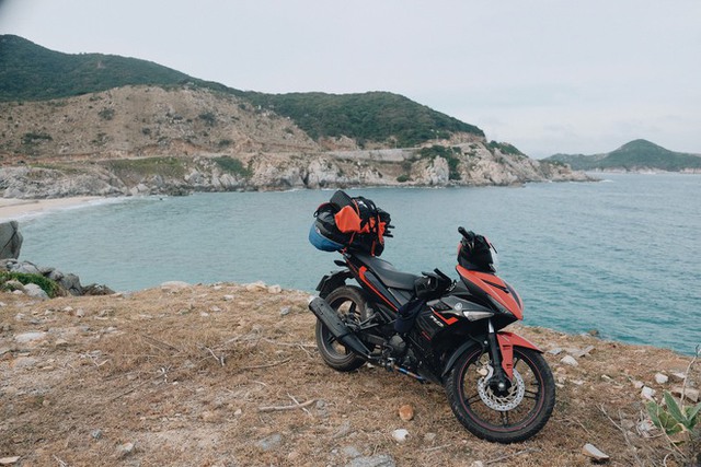 Anh chàng có bộ ảnh xuyên Việt bằng xe máy đang viral: 26 ngày rong ruổi chặng đường 4.700km! - Ảnh 16.