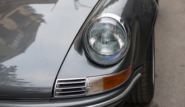 Porsche 911 đời 964 độ hoài cổ đầu tiên Việt Nam - Thú độ lạ lẫm với người chơi trong nước - Ảnh 8.