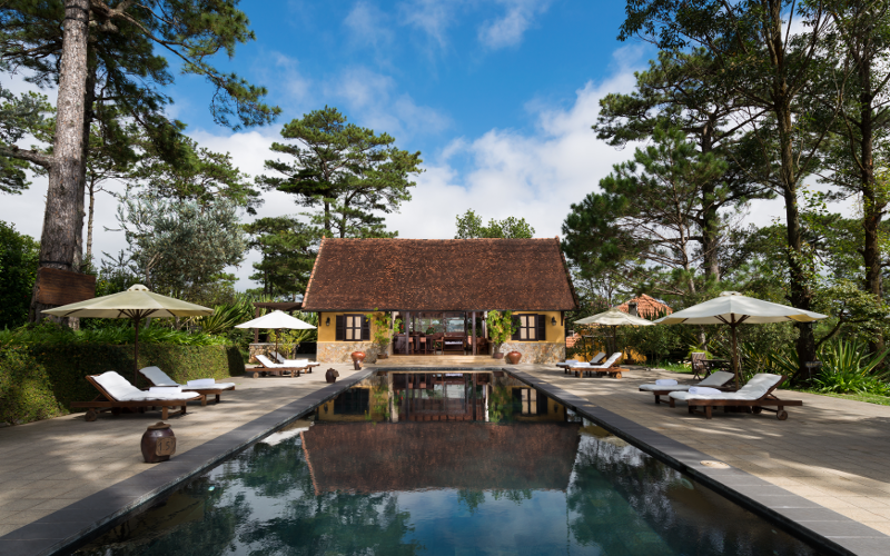 Resort 5 sao Đà Lạt được Hà Anh Tuấn và nhiều sao Việt yêu thích: Viên ngọc xanh ẩn giữa rừng thông, kiến trúc nguyên bản từ thời Pháp, giá chưa tới 4 triệu đồng/đêm - Ảnh 16.