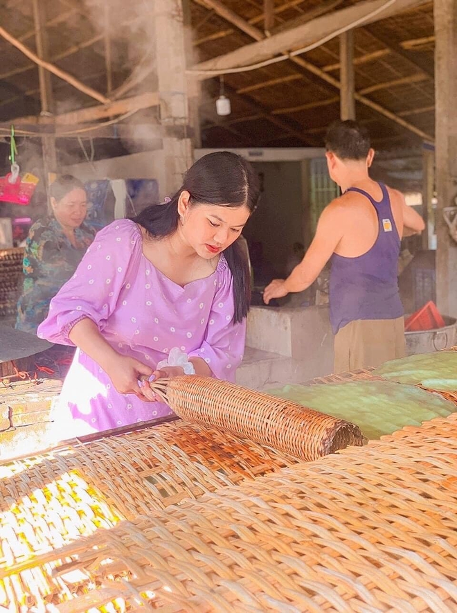 Thử thách 1 ngày đi hết Cần Thơ: Ăn hết các món ngon, chụp cháy máy ở mấy quán cafe đẹp - Ảnh 7. Thử thách 1 ngày đi hết Cần Thơ: Ăn hết các món ngon, chụp cháy máy ở mấy quán cafe đẹp - Ảnh 7.